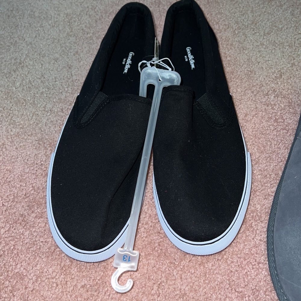 NWT Mens Black Slip On sneaker Shoes (13)